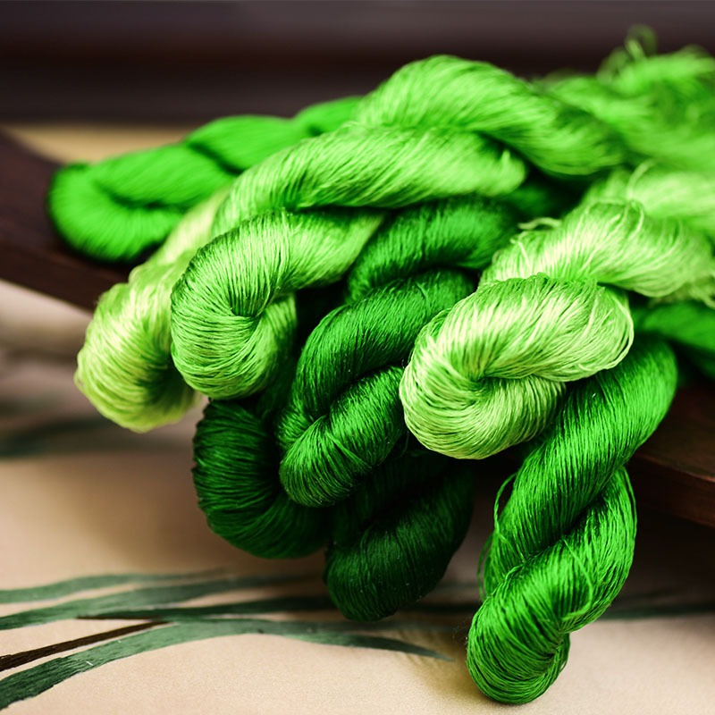 100% Mulberry Silk Embroidery Thread Skeins, 1# green colors