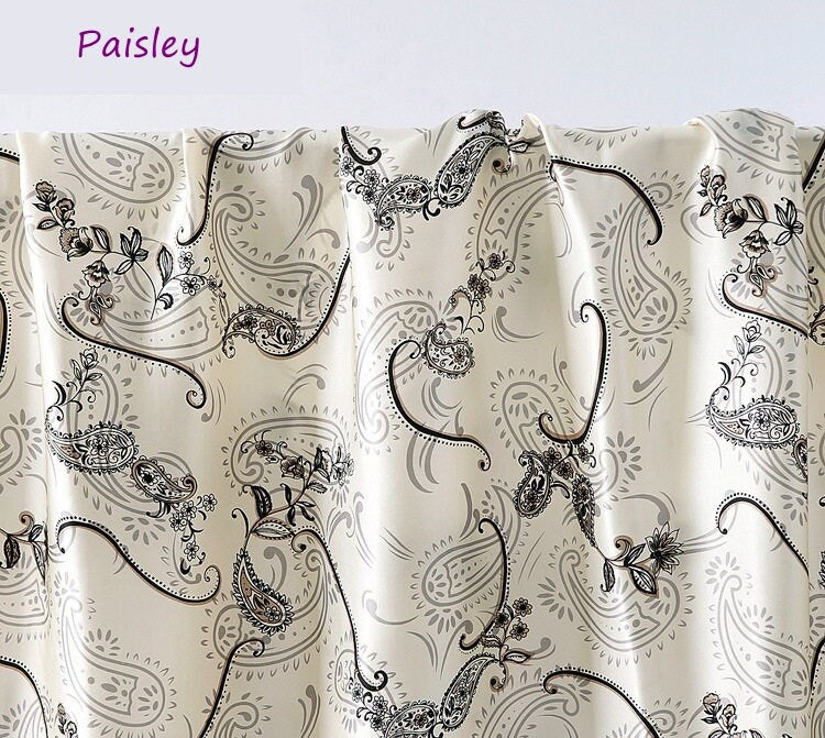 Tissu Charmeuse En Soie Imprimé Paisley