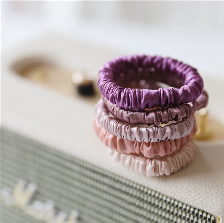 100% Mulberry Silk Scrunchies , 30 colors - Awulook